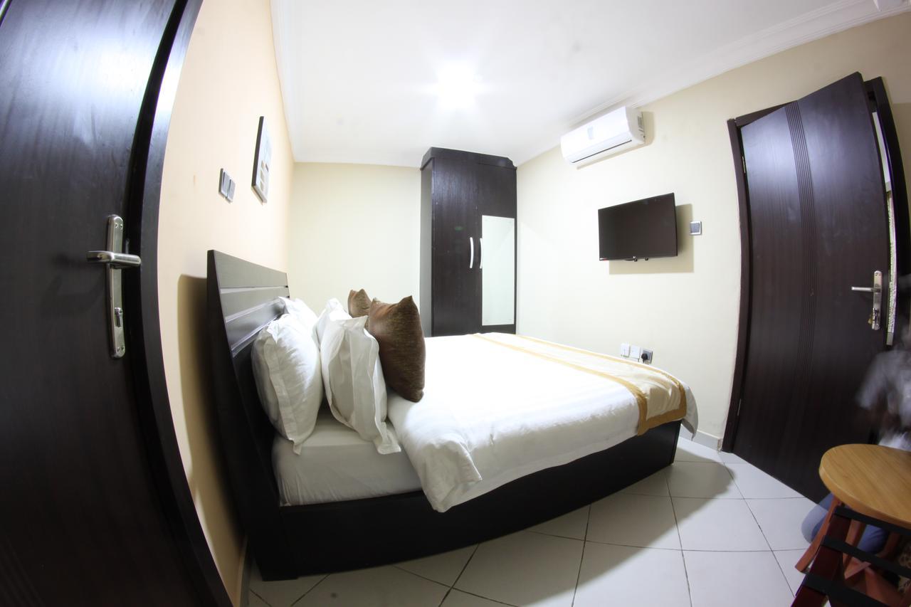 Celia'S Suites Abeokuta Dış mekan fotoğraf