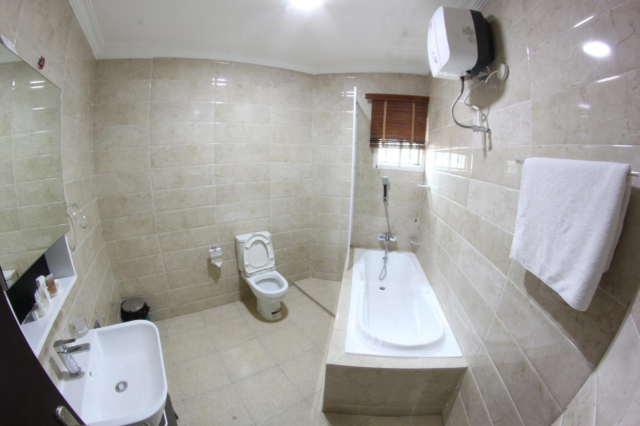 Celia'S Suites Abeokuta Dış mekan fotoğraf