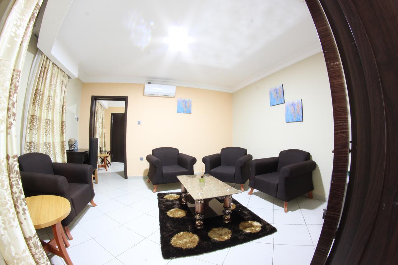 Celia'S Suites Abeokuta Dış mekan fotoğraf